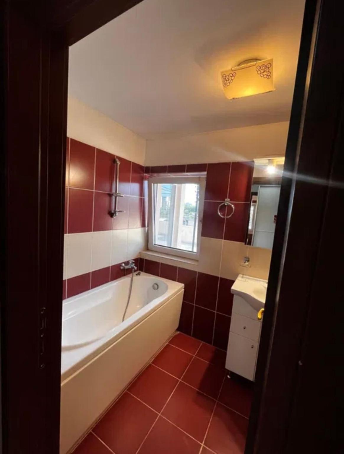 Sunset Holiday Home Букурещ Екстериор снимка